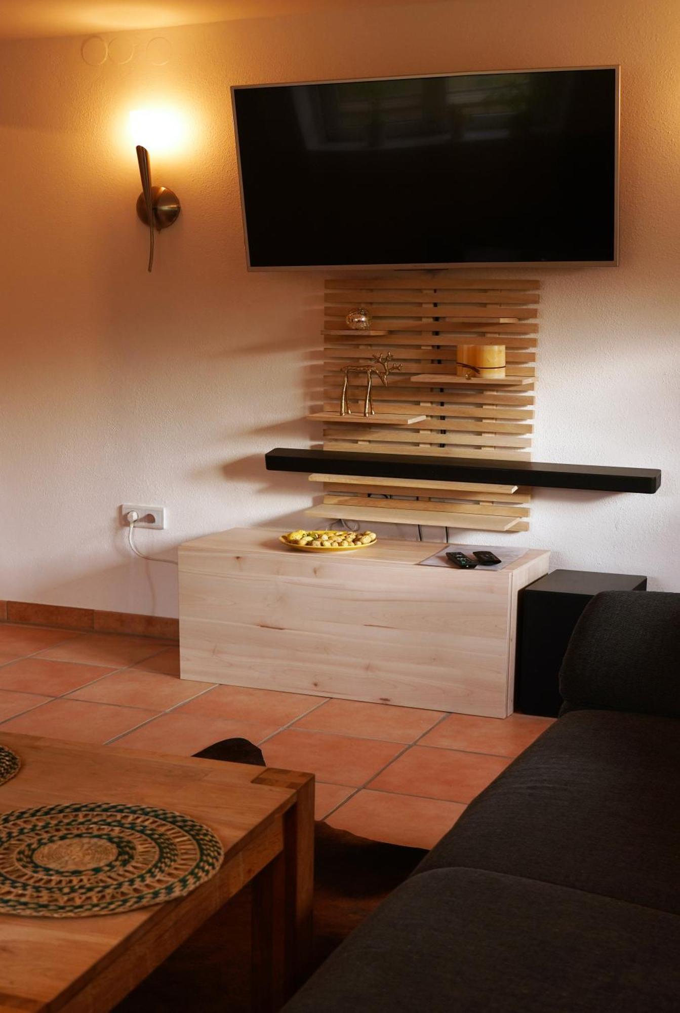 Haus Am Berzdorfer See - 3 Schlafzimmer - Ganzes Haus Zur Alleinnutzung - Terrasse - Hochwertige Ausstattung Gorlitz Luaran gambar