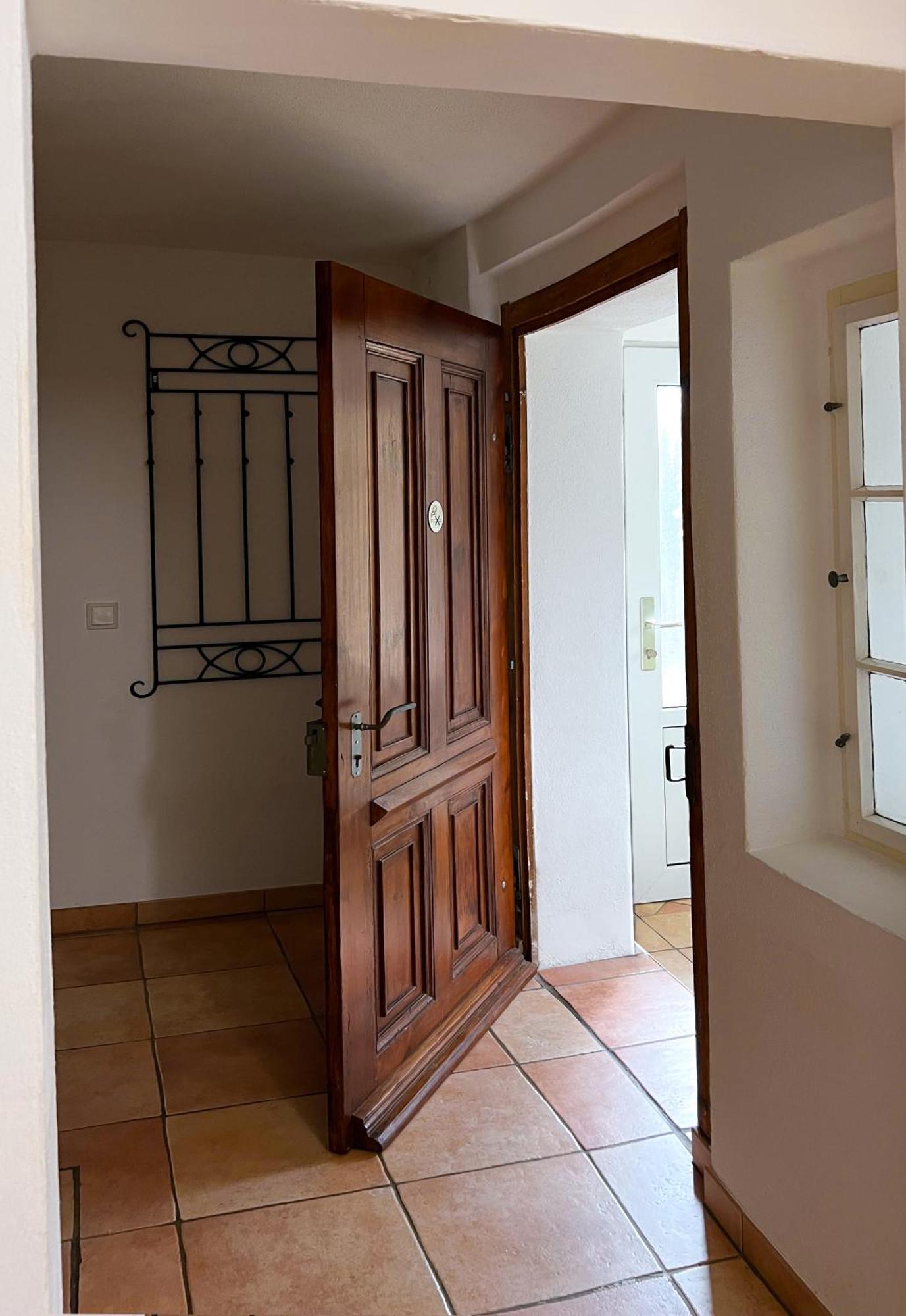 Haus Am Berzdorfer See - 3 Schlafzimmer - Ganzes Haus Zur Alleinnutzung - Terrasse - Hochwertige Ausstattung Gorlitz Luaran gambar
