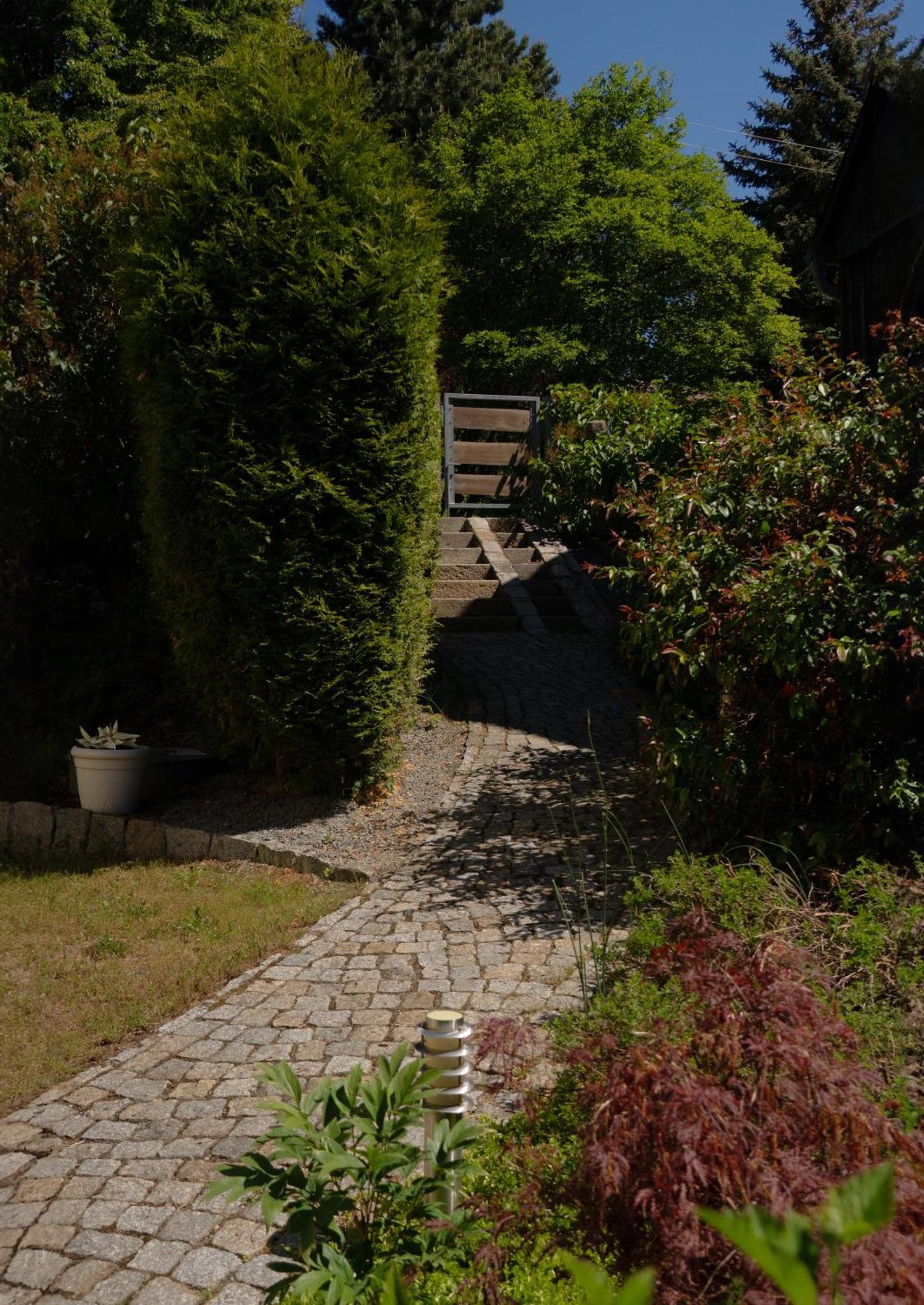 Haus Am Berzdorfer See - 3 Schlafzimmer - Ganzes Haus Zur Alleinnutzung - Terrasse - Hochwertige Ausstattung Gorlitz Luaran gambar