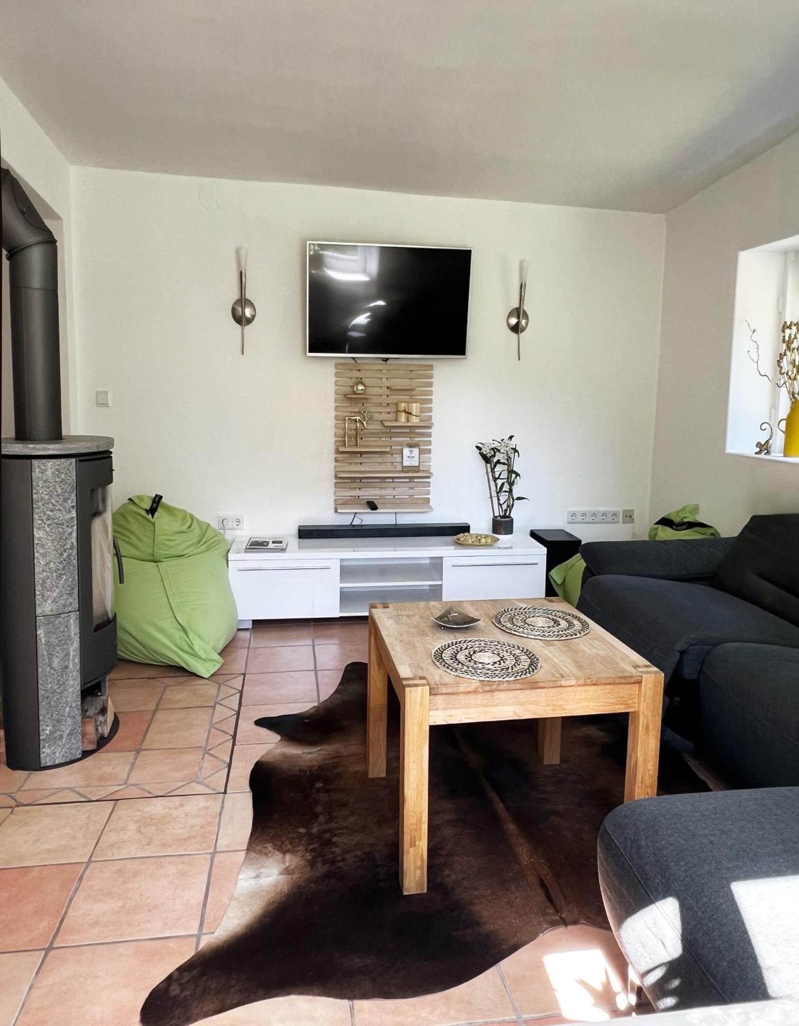 Haus Am Berzdorfer See - 3 Schlafzimmer - Ganzes Haus Zur Alleinnutzung - Terrasse - Hochwertige Ausstattung Gorlitz Luaran gambar